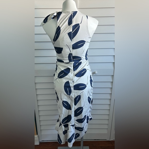 Paper London | Montego dress in take it or leaf it - Picture 9 of 15